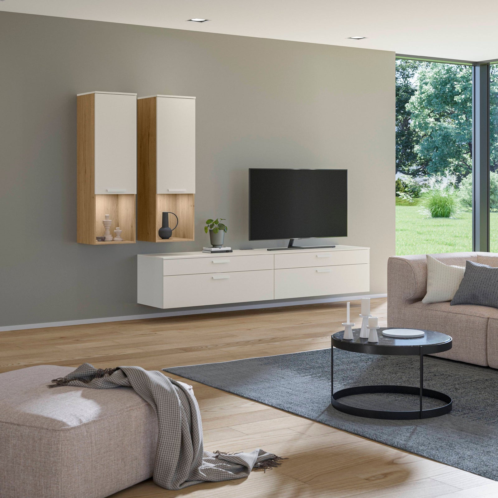 Wohnwand in weiß mit Vitrinen