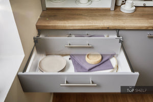 Pino Küche Küchenzeile Achatgrau 180cm Detail Schubkasten mit Soft Close-top-shelf.de