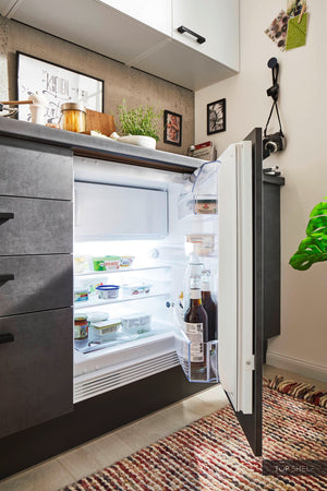 Pino Küche Weiß & Beton Grafitgrau 160cm Detail Kühlschrank top-shelf.de-