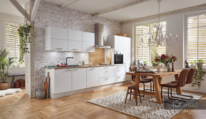 Vormontierte nobilia Küche Bremen mit Elektrogeräten & Zubehör breiter Küchenblock und Nischenbeleuchtung