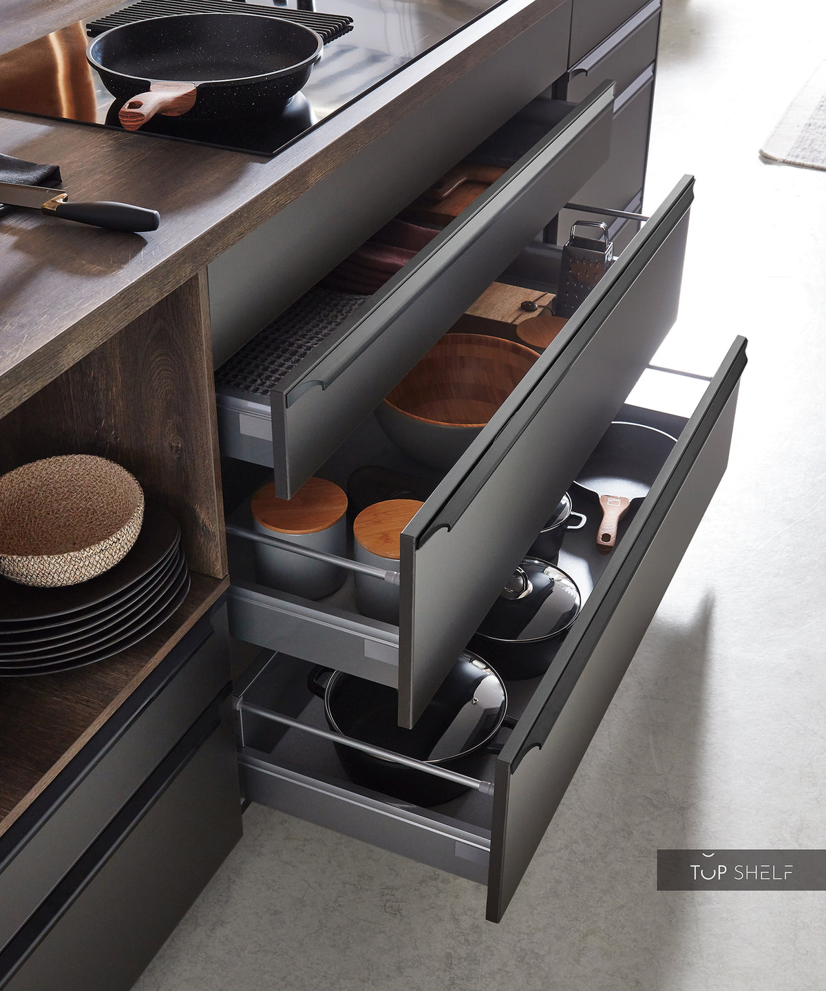 nobilia Küche Küchenzeile mit Kücheninsel Artis 937 Glasoptik Titano matt 300+240 cm konfigurierbar mit E-Geräten Detail Auszüge