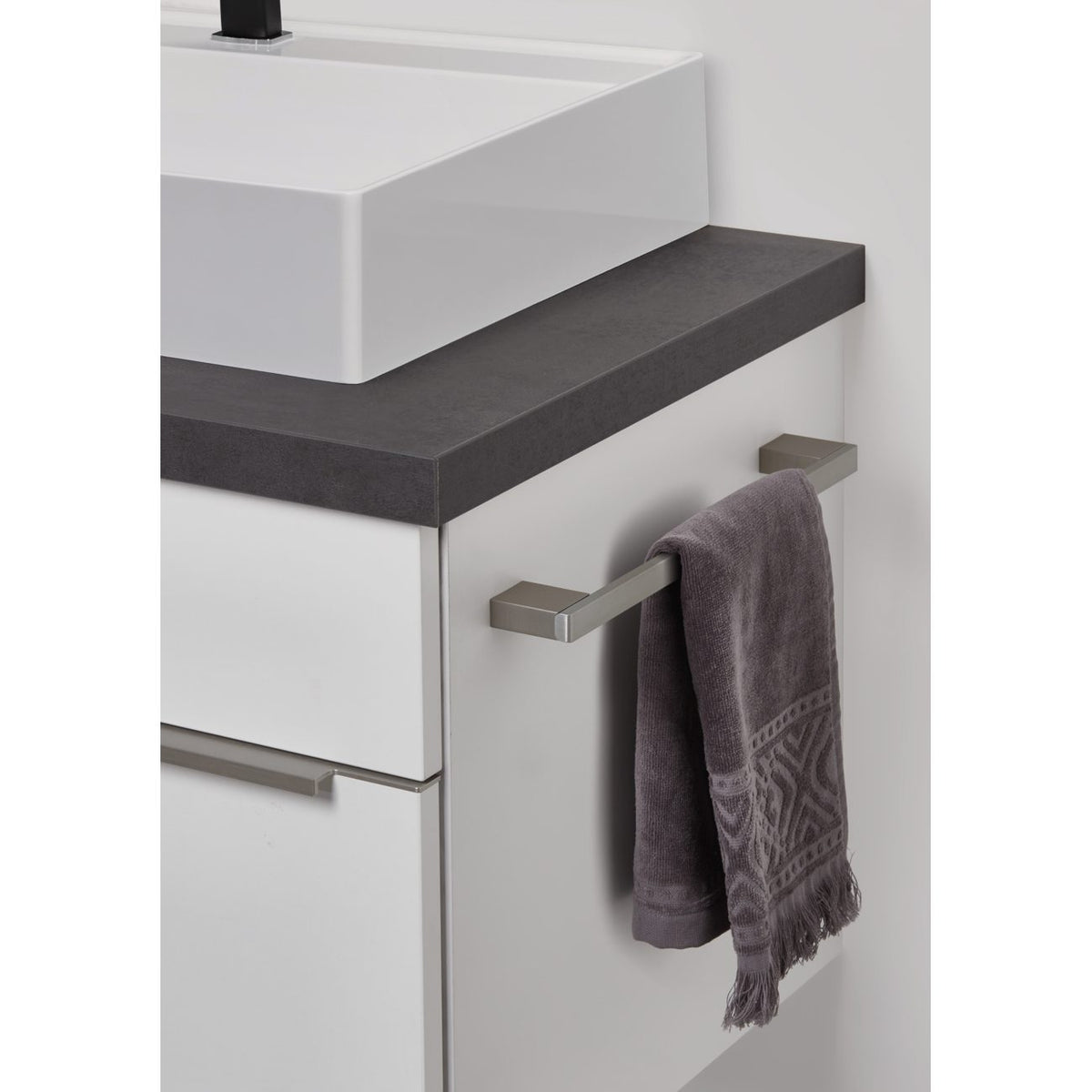 Handtuchhalter HTHS650 edelstahlfarbig seitliche Anbringung