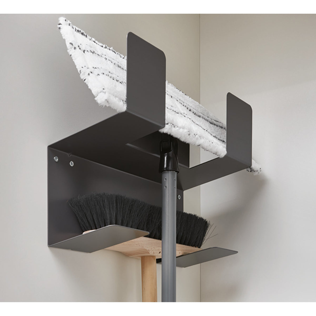 nobilia Besen--Wischerhalter Laundry- Area BWHLA 10275