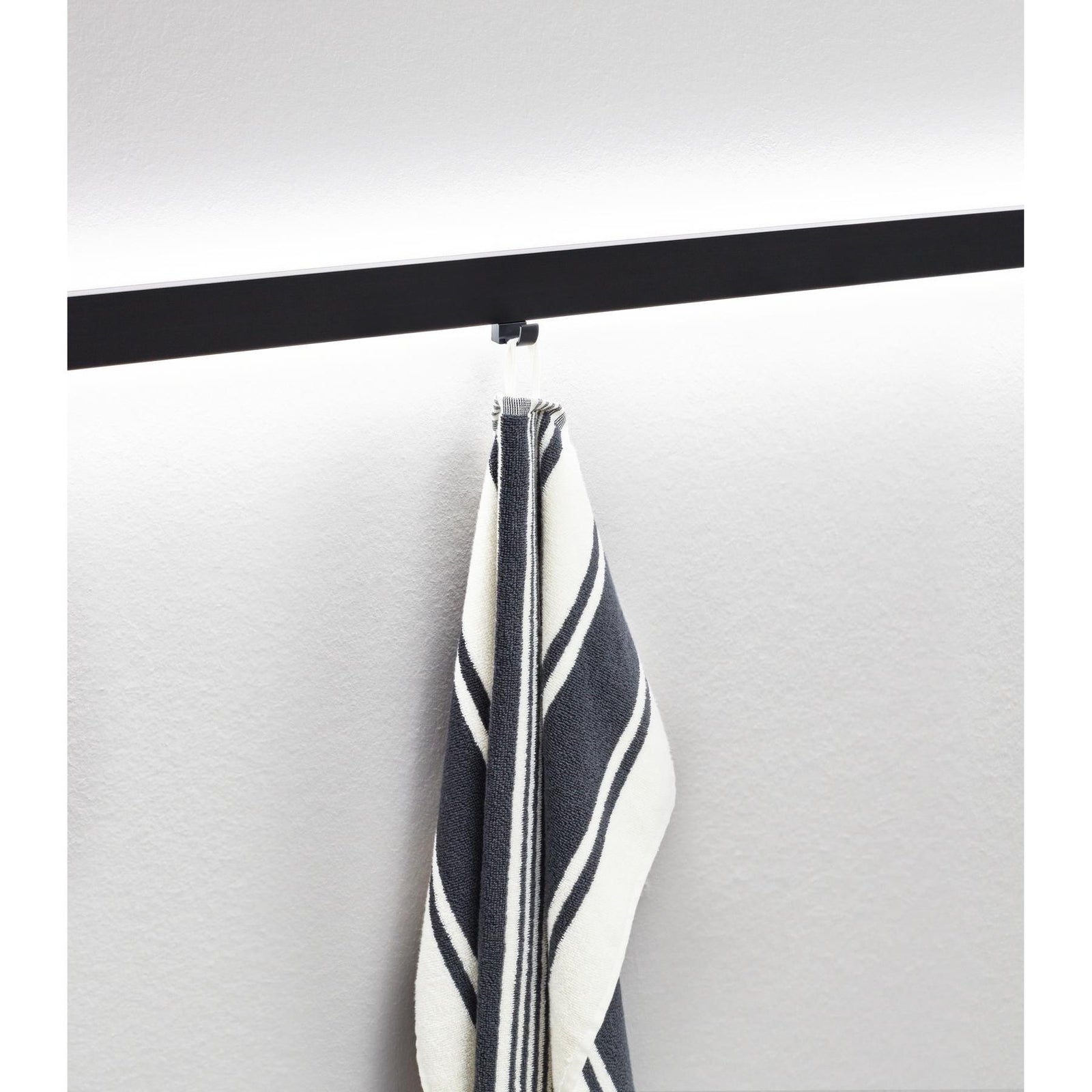 Nobilia Haken Sign Emotion SEH 49433