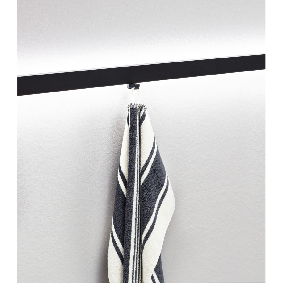 Nobilia Haken Sign Emotion SEH 49433