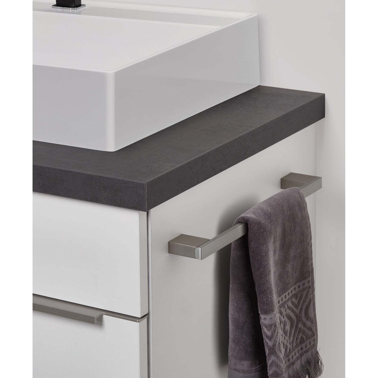 nobilia Toallero compatible con el tirador de barra Nº 650 HTHS650