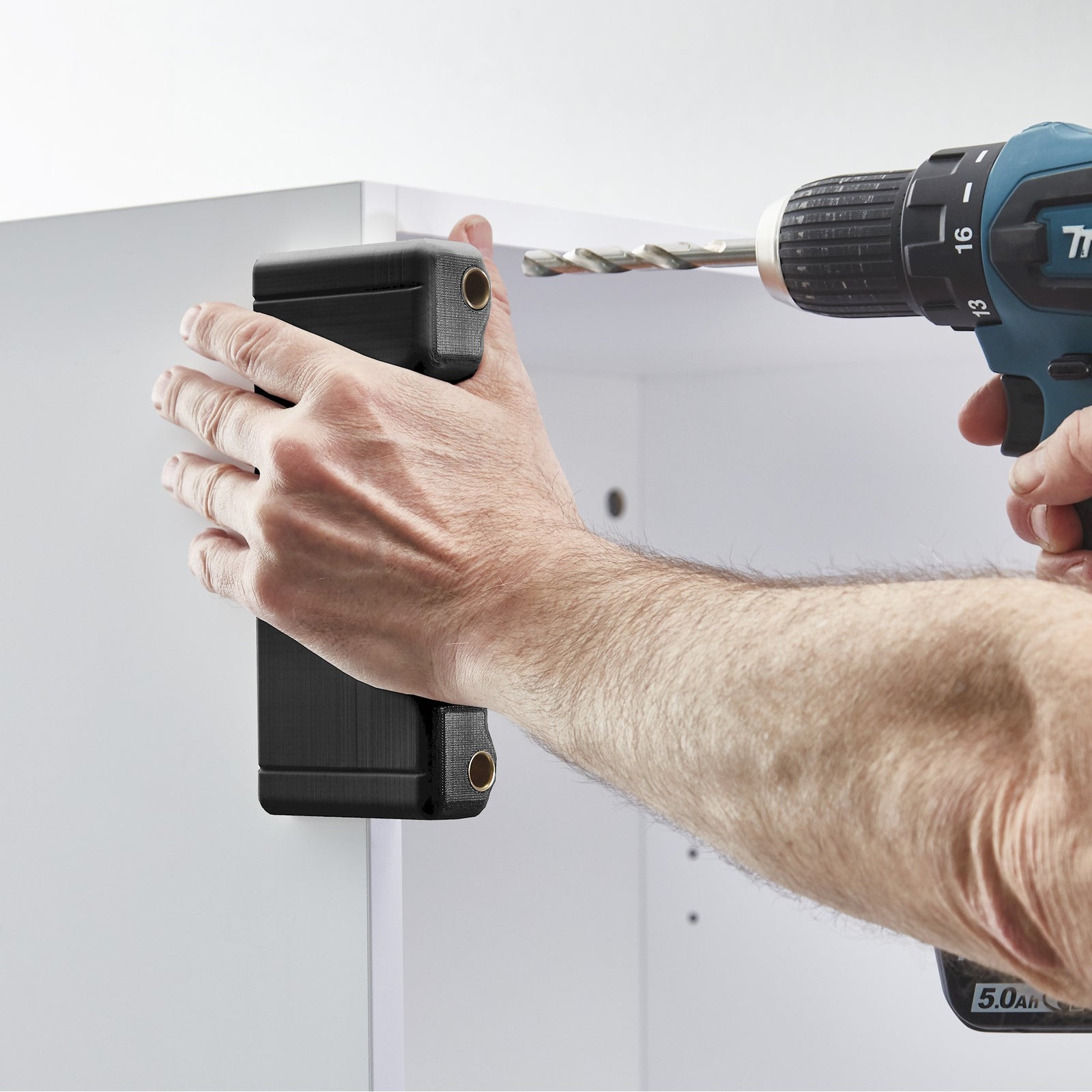 nobilia Mechanische Öffnungsunterstützung mit Bohrschablone für grifflose PTO1-BS