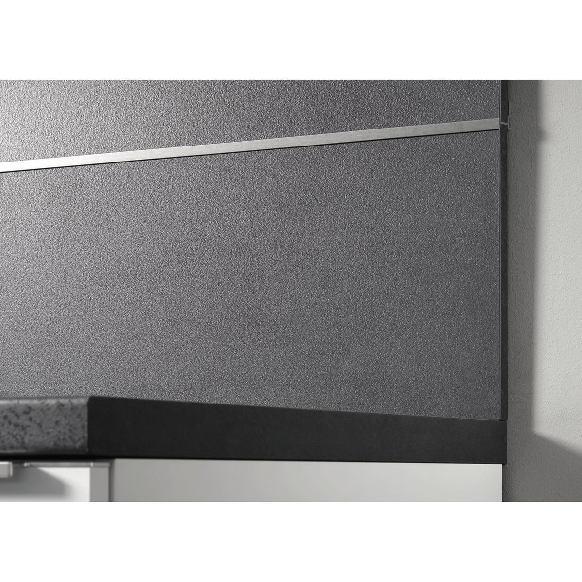 Nobilia Verbindungsprofil in Edelstahl-Optik fuer Nischenverkleidung NPG200 9101