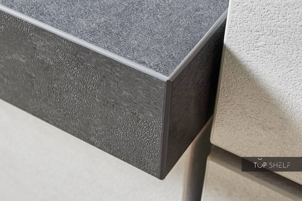 Pino Küche Beton Weißgrau 220cm mit E-Geräte Detail Arbeitsplatte top-shelf.de-