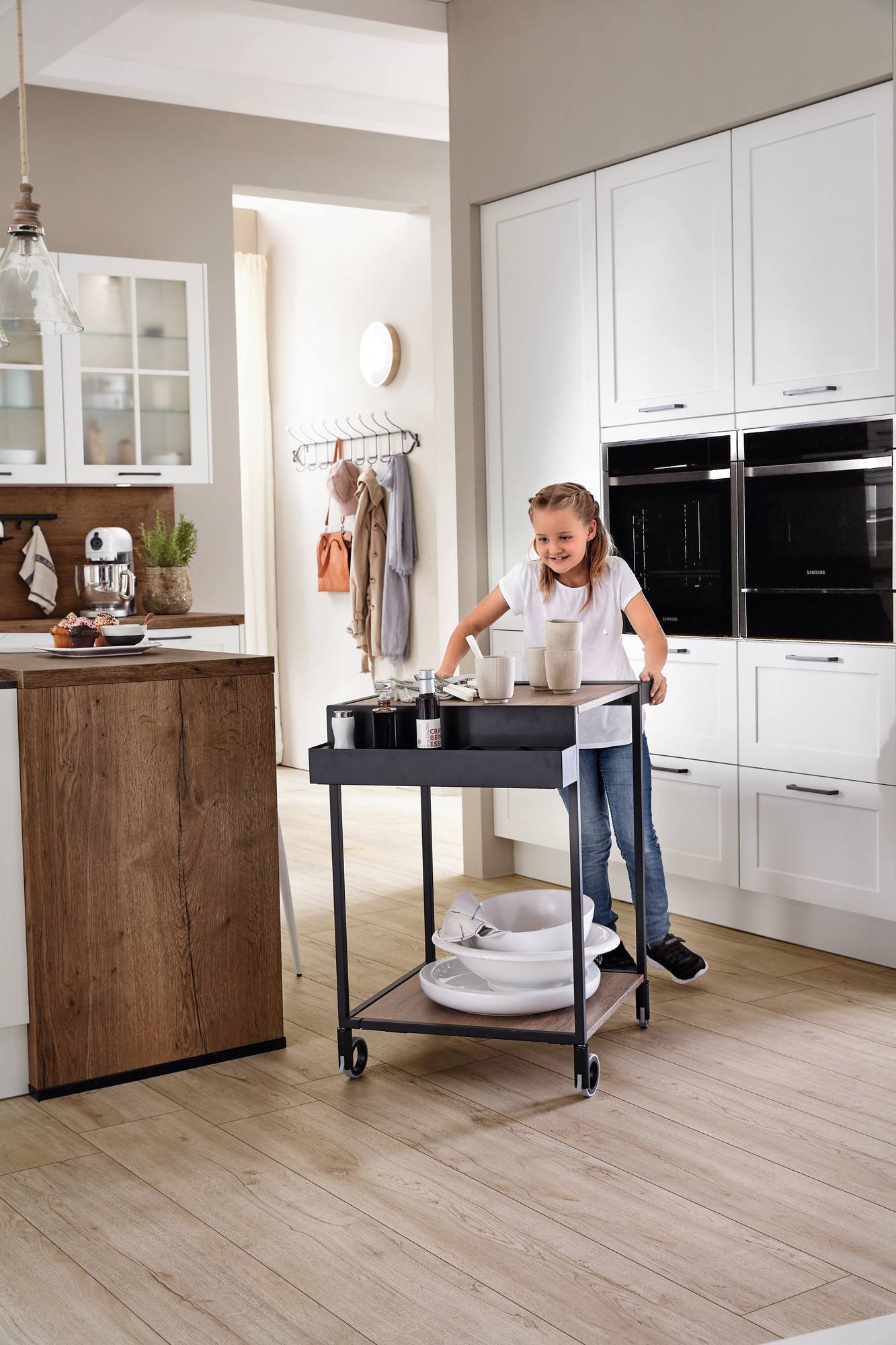 nobilia-Kueche-11624_20_Nordic782_P-top-shelf.de