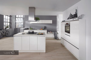 nobilia Küche mit Kücheninsel Focus 470 Lack Alpinweiß ultra-hochglanz 180+200+360cm konfigurierbar mit E-Geräten spiegelverkehrt