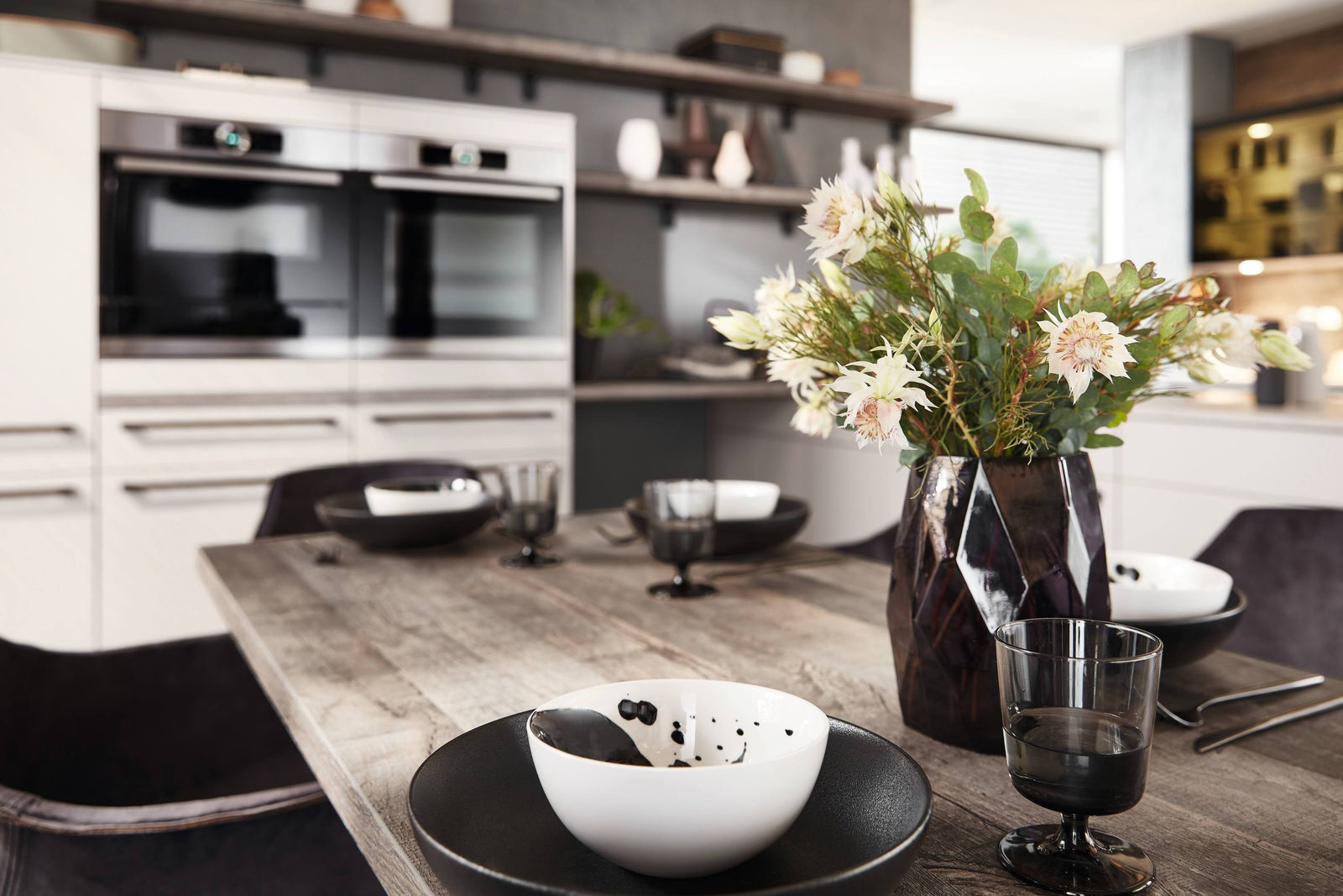 nobilia-Kuechenzeile-nobilia-Kueche-Easytouch-top-shelf (1)