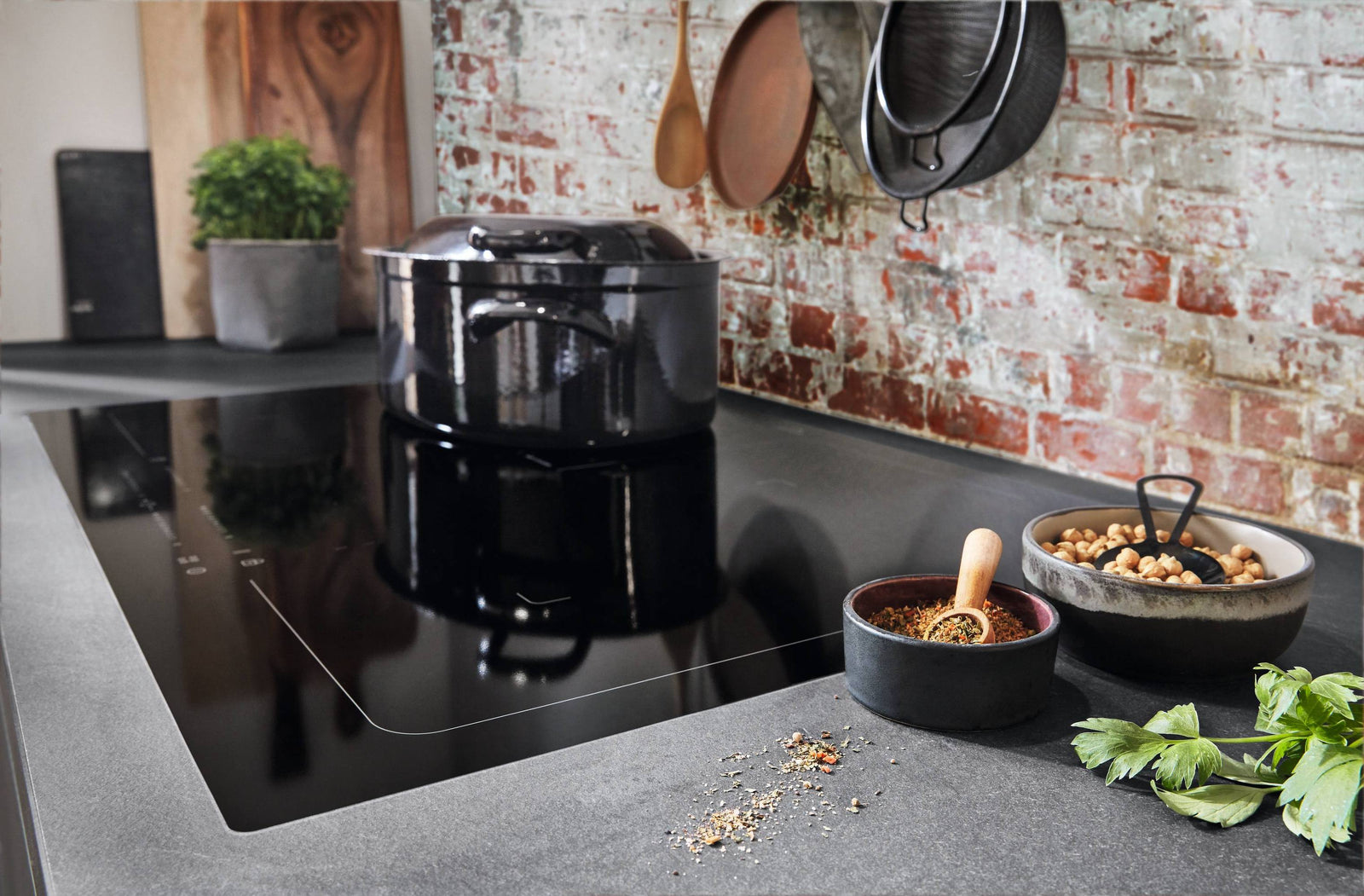 nobilia-Kuechenzeile-nobilia-Kueche-StoneArt-top-shelf (3)