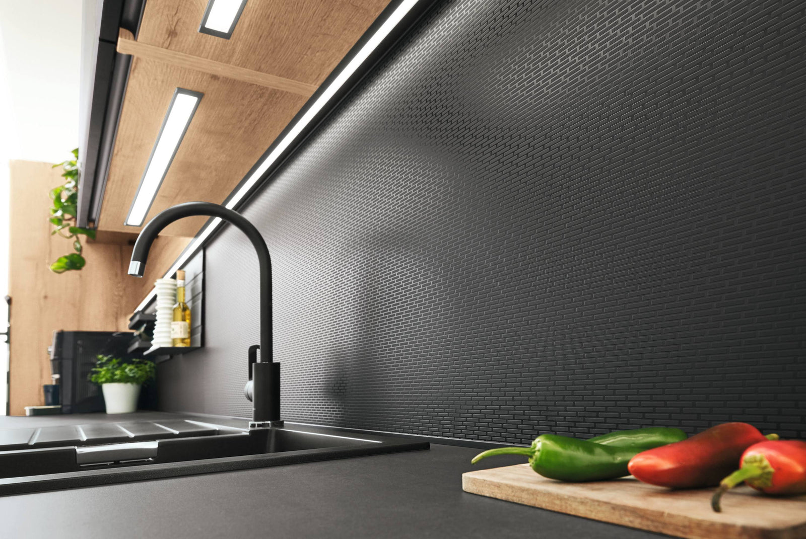 nobilia-Kuechenzeile-nobilia-Kueche-Structura-top-shelf (2)