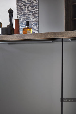 nobilia Küche Küchenzeile mit Kücheninsel Artis 937 Glasoptik Titano matt 300+240 cm konfigurierbar mit E-Geräten Detail Unterschrank