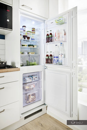 Pino Küche Küchenzeile Weiß 240cm konfigurierbar E-Geräte Detail Kühlschrank top-shelf.de