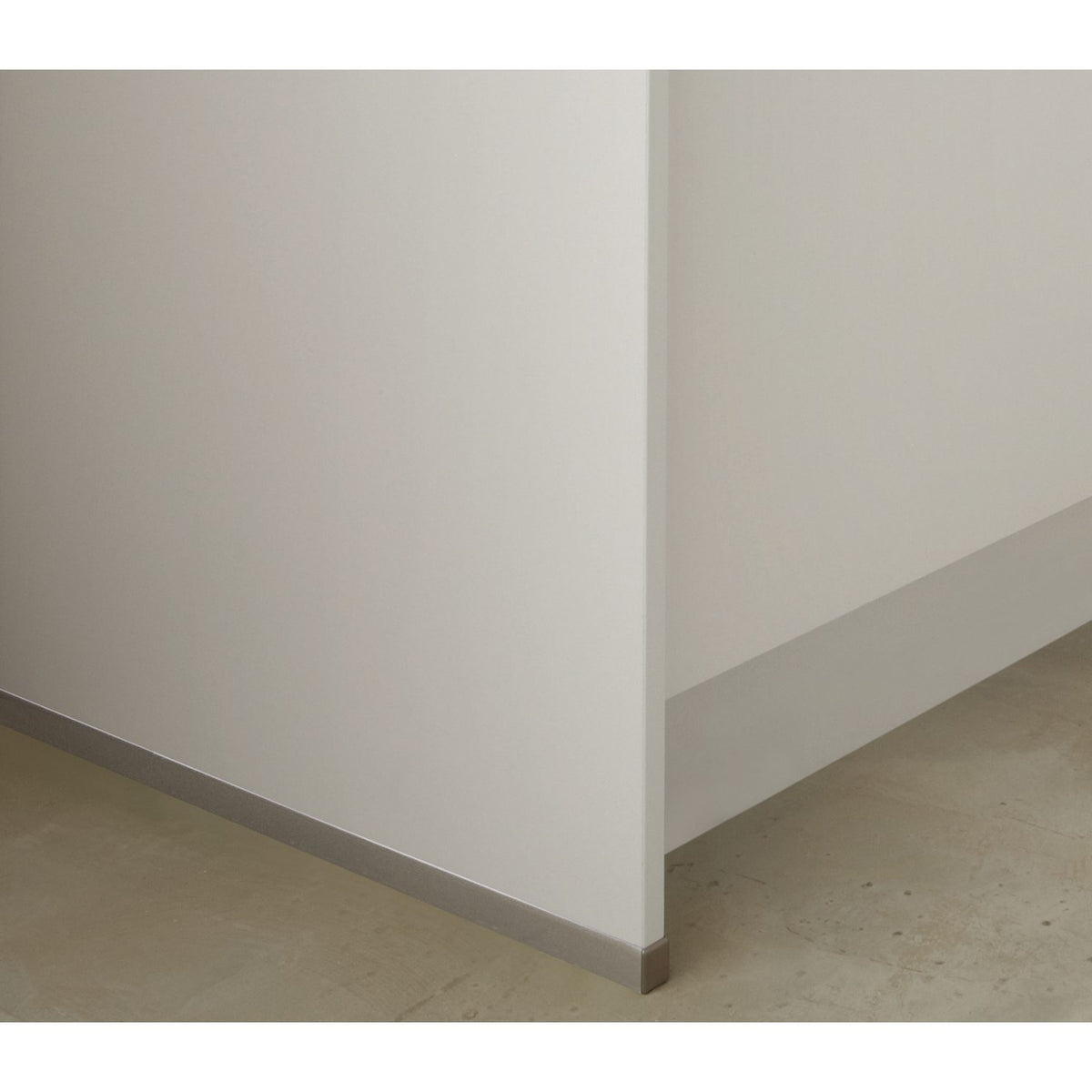 nobilia Wangenschuh ZWS16 für Abschlusswangen ZWS16 Edelstahl-Optik