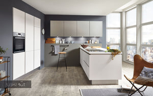 nobilia Küche mit Kücheninsel Fashion 168 Lack Alpinweiss matt 180+240+240cm konfigurierbar mit E-Geräten spiegelverkehrt